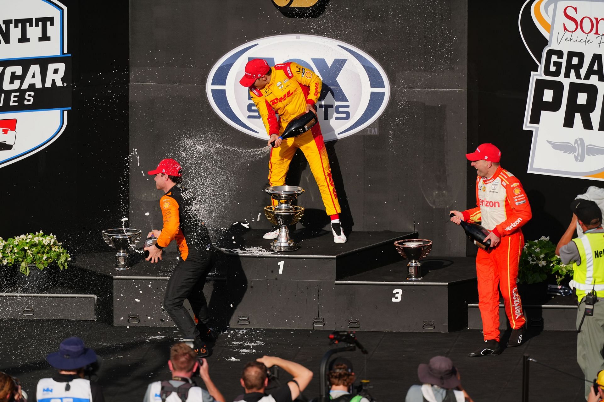 Alex Palou celebrates winning the IndyCar Sonsio Grand Prix - Source: Getty